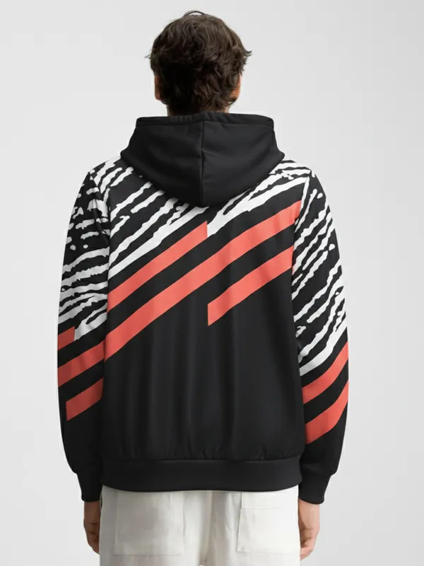 Highlander Men Black Hooded Pullover Sweatshirt