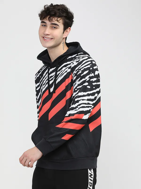 Highlander Men Black Hooded Pullover Sweatshirt