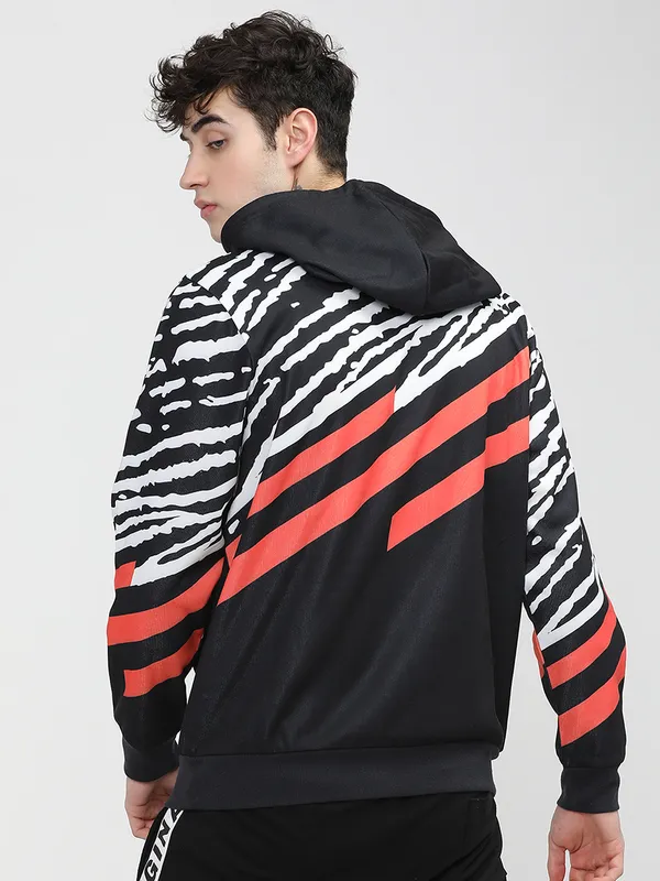 Highlander Men Black Hooded Pullover Sweatshirt