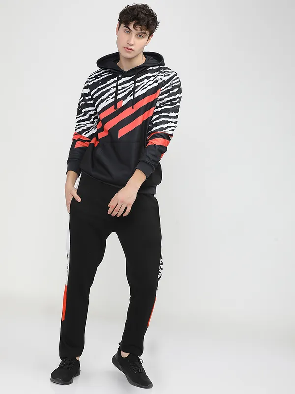 Highlander Men Black Hooded Pullover Sweatshirt