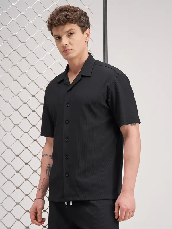 Highlander Men Black Self Design Relaxed Fit Casual Shirt