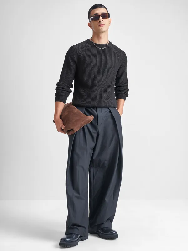 Highlander Men Black Round Neck Pullover Sweater