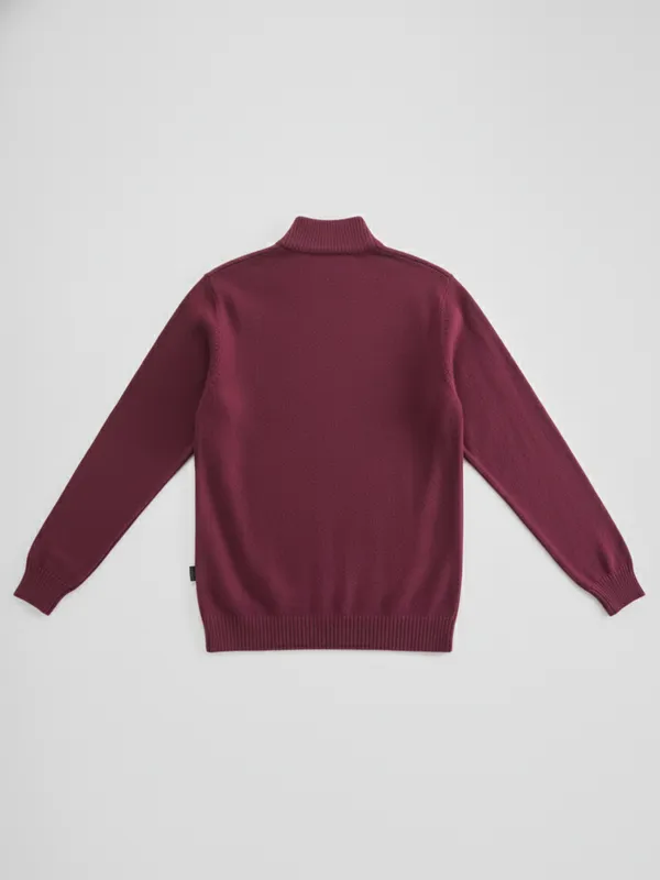 Highlander Men Red Mock Collar Pullover Sweater