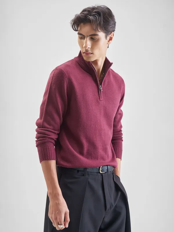 Highlander Men Red Mock Collar Pullover Sweater