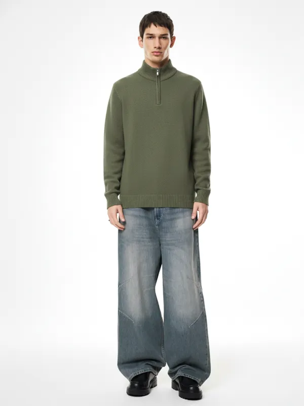 Highlander Men Green Mock Collar Pullover Sweater