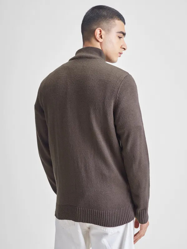 Highlander Men Brown Mock Collar Pullover Sweater
