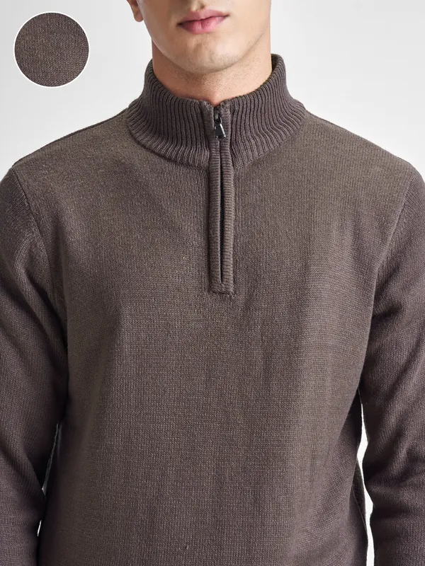 Highlander Men Brown Mock Collar Pullover Sweater