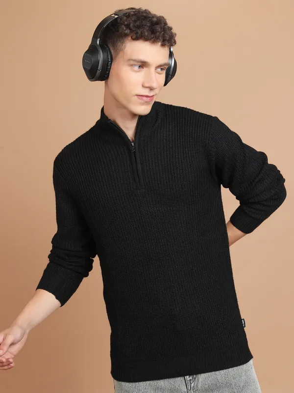 Highlander Men Black Mock Collar Pullover Sweater