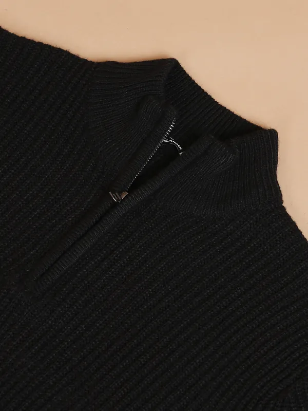 Highlander Men Black Mock Collar Pullover Sweater