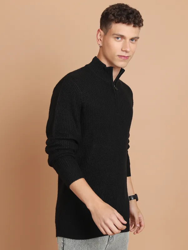 Highlander Men Black Mock Collar Pullover Sweater