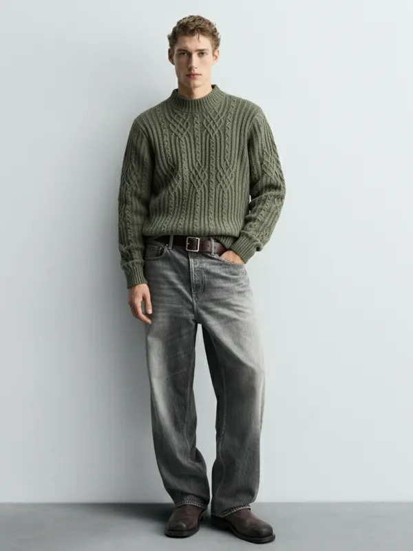 Highlander Men Green Mock Collar Pullover Sweater