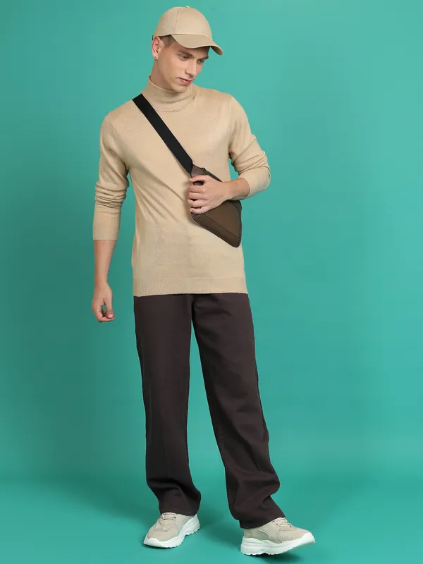 Highlander Men Beige Turtle Neck Pullover Sweater