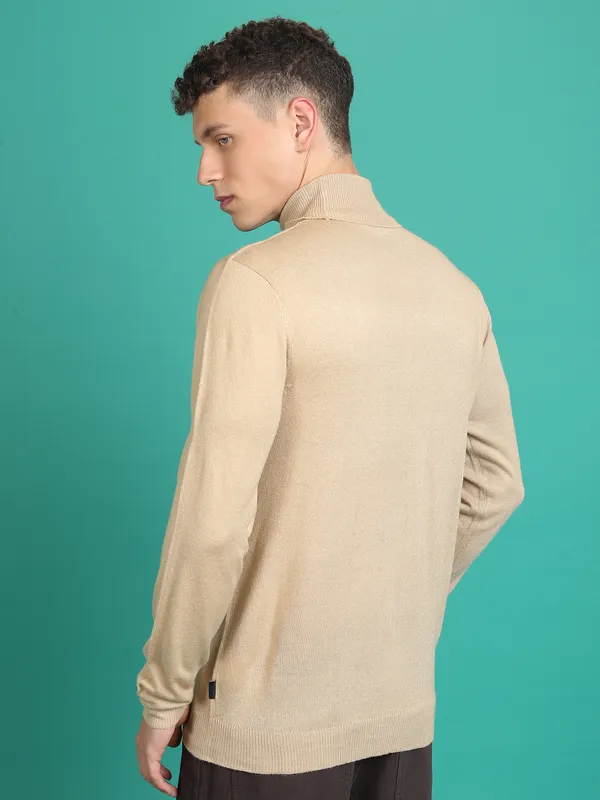 Highlander Men Beige Turtle Neck Pullover Sweater