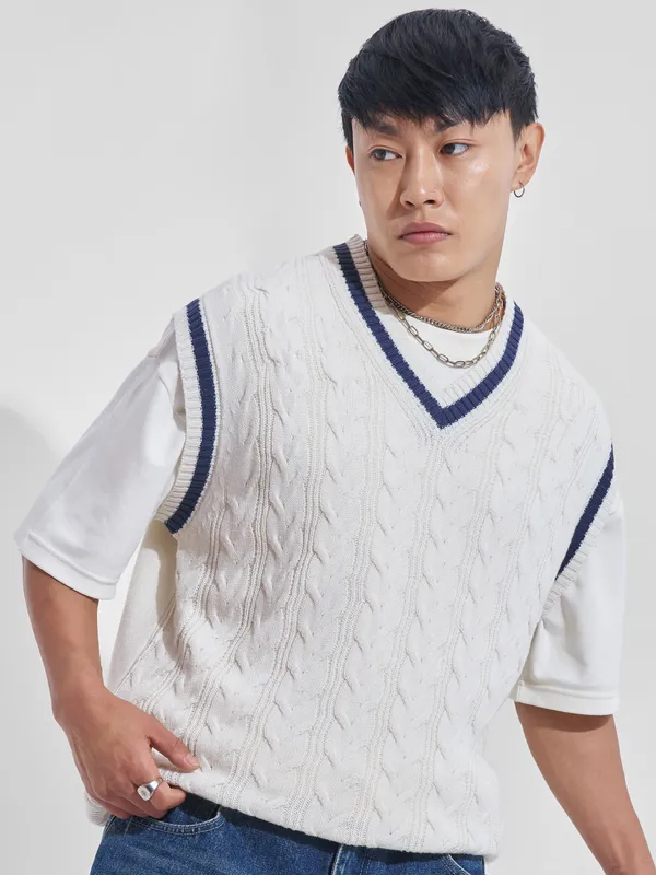 Highlander Men White V-Neck Pullover Sweater