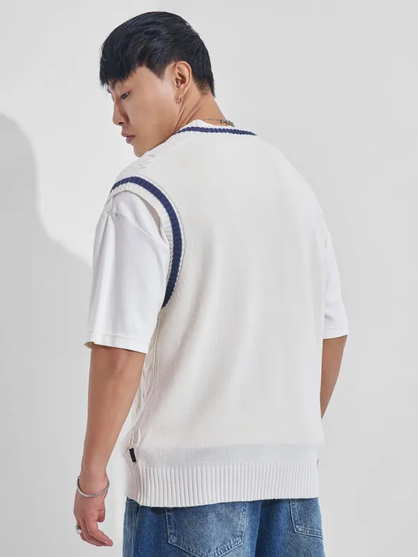 Highlander Men White V-Neck Pullover Sweater