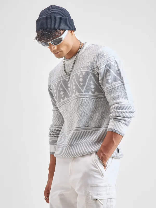 Highlander Men White Round Neck Pullover Sweater