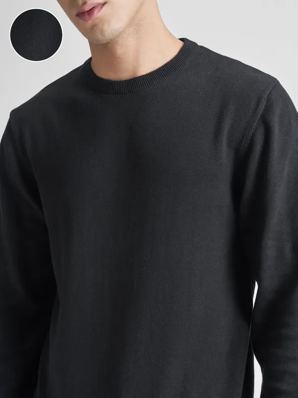 Highlander Men Black Round Neck Pullover Sweater