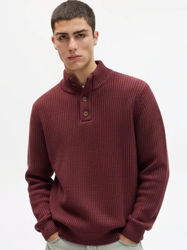 Men Solid Sweater