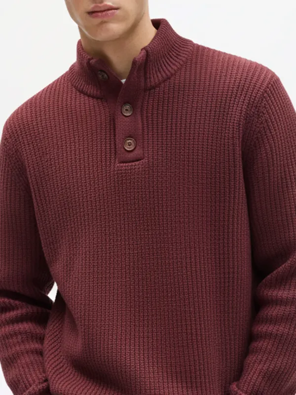 Men Solid Sweater