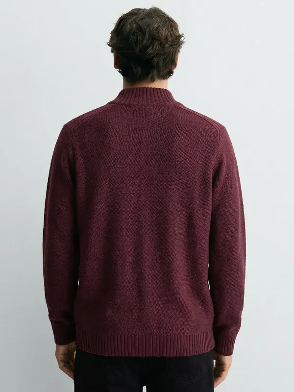 Men Solid Sweater