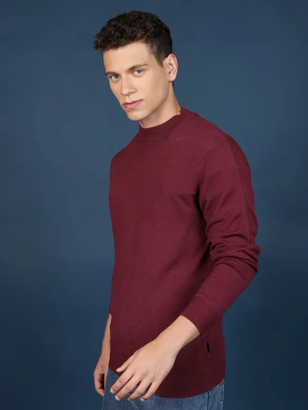 Highlander Men Red Round Neck Pullover Sweater