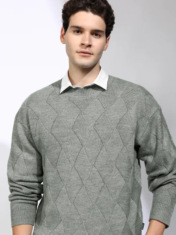Highlander Men Grey Round Neck Pullover Sweater