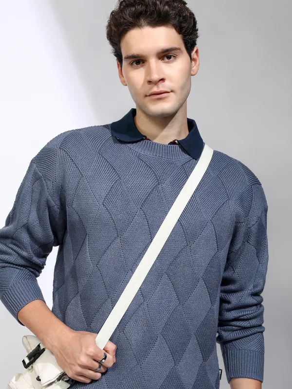 Highlander Men Grey Round Neck Pullover Sweater