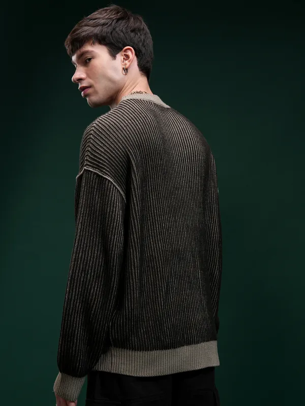 Highlander Men Black Round Neck Pullover Sweater