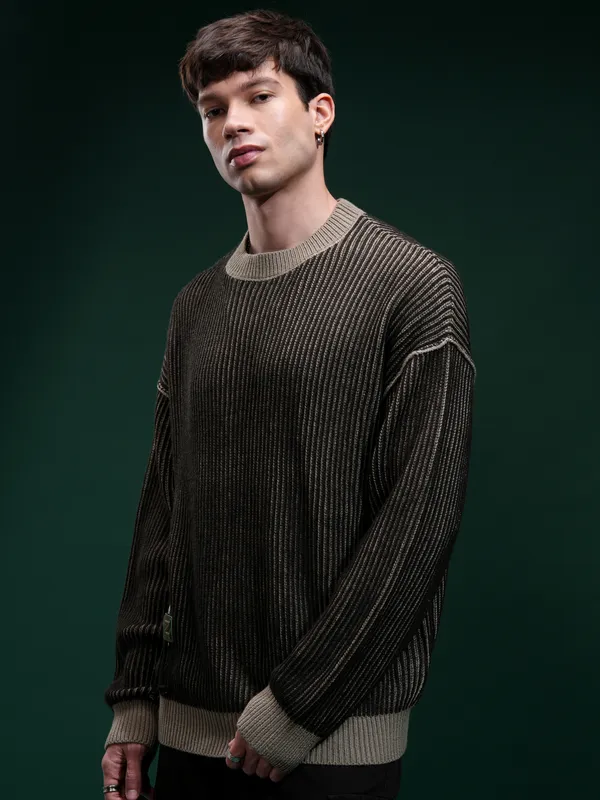 Highlander Men Black Round Neck Pullover Sweater