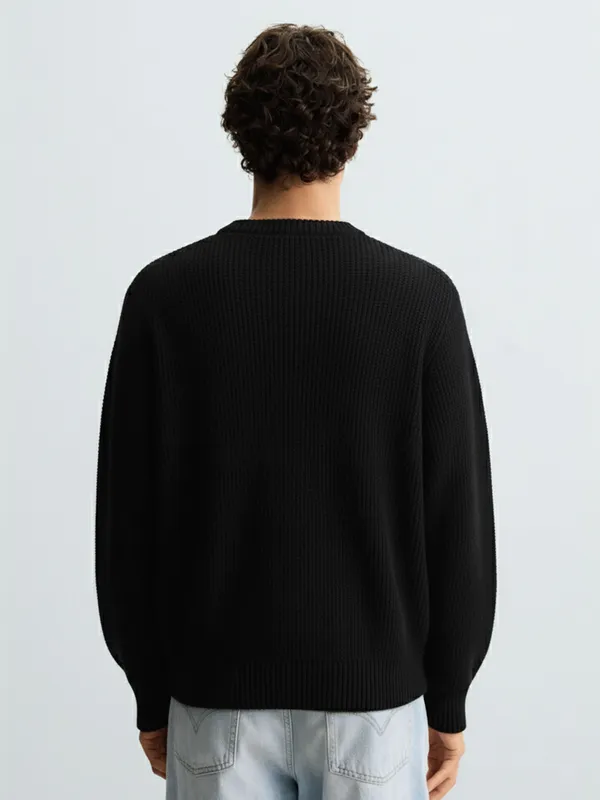 Highlander Men Black Round Neck Pullover Sweater