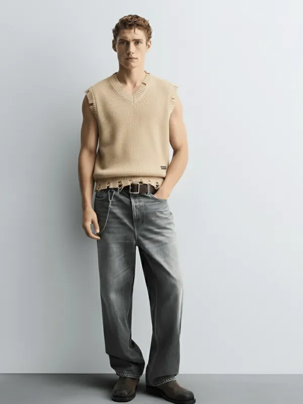 Highlander Men White V-Neck Sweater Vest Sweater