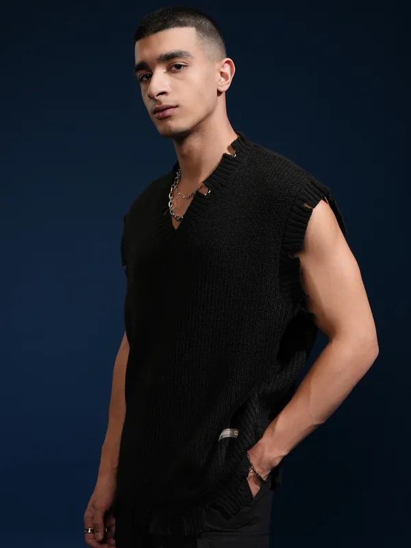 Highlander Men Black V-Neck Sweater Vest Sweater