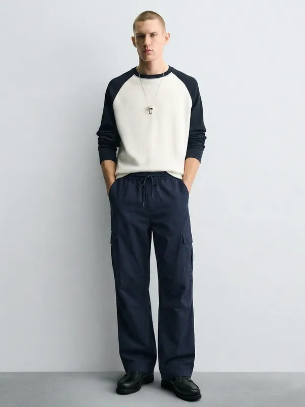 Highlander Men Navy Blue Loose Fit Solid Cargo