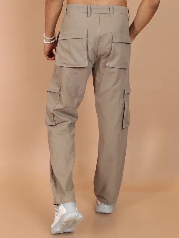Highlander Men Taupe Regular Fit Solid Cargo