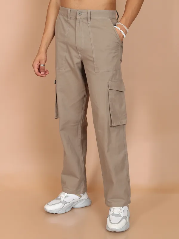 Highlander Men Taupe Regular Fit Solid Cargo