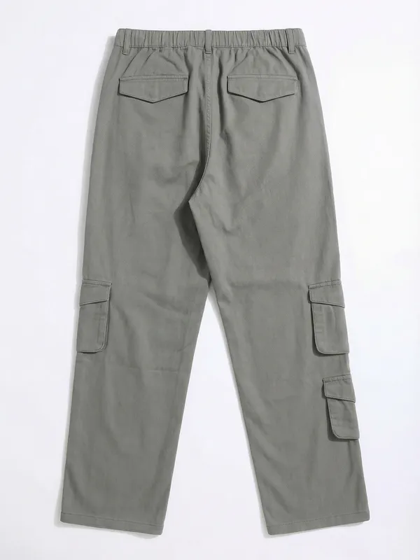 Highlander Men Grey Straight Fit Solid Cargo