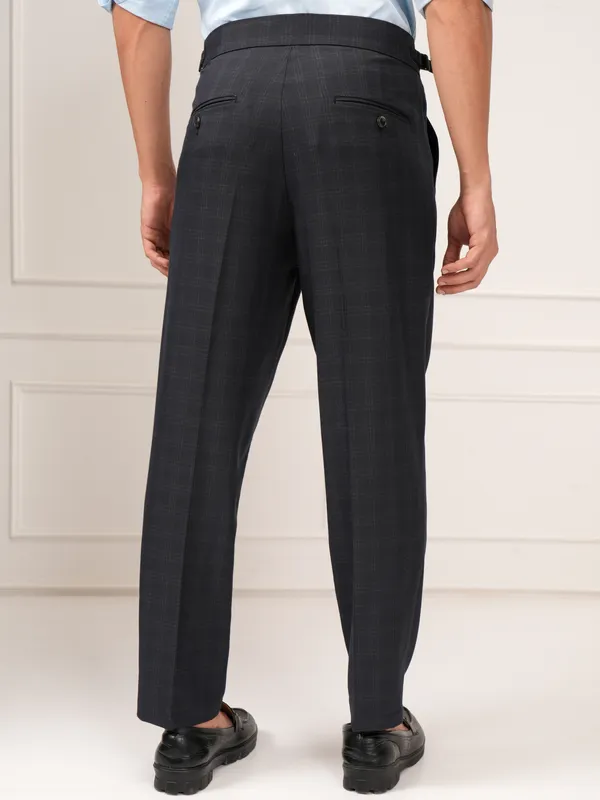 Highlander Men Black Slim Fit Solid Formal Trouser