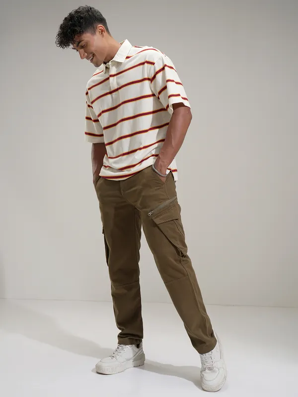 Highlander Men Brown Slim Fit Solid Cargos