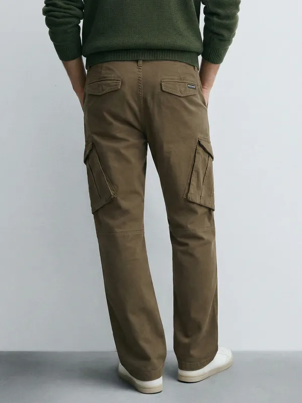 Highlander Men Brown Slim Fit Solid Cargo