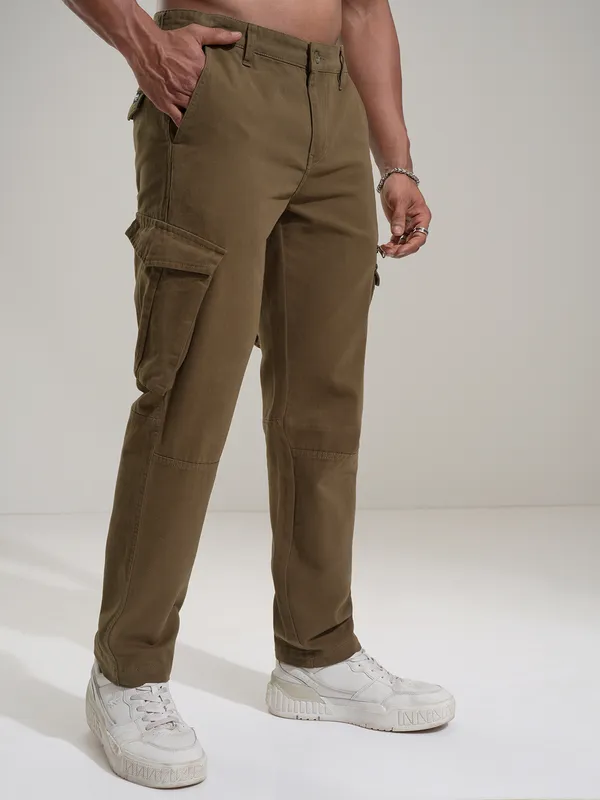 Highlander Men Brown Slim Fit Solid Cargos