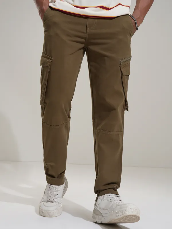 Highlander Men Brown Slim Fit Solid Cargo