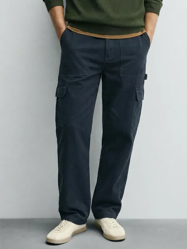 Highlander Men Blue Straight Fit Solid Cargo