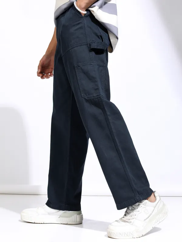 Highlander Men Blue Straight Fit Solid Cargo