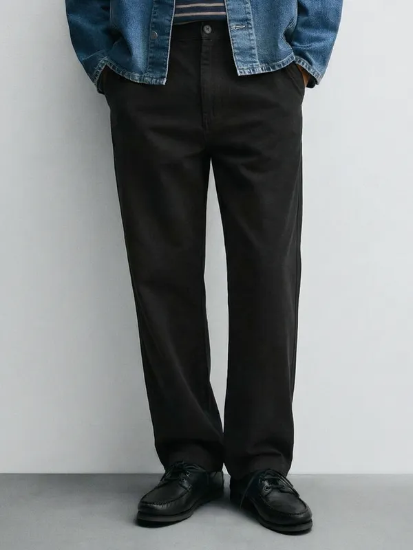 Highlander Men Black Carpenter Fit Solid Cargo