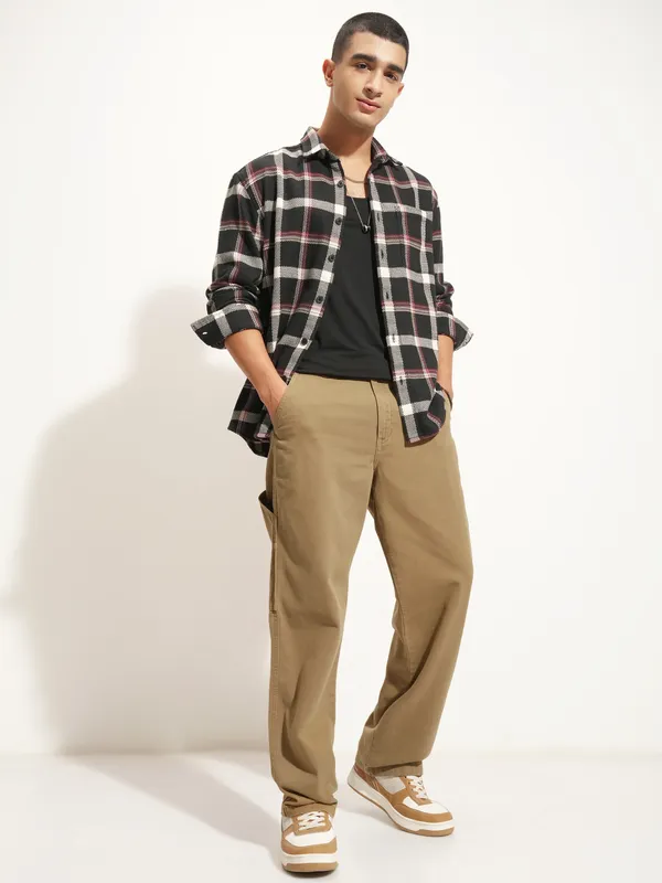 Highlander Men Brown Straight Fit Solid Casual Trouser