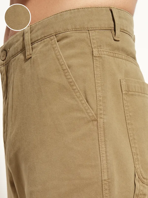 Highlander Men Brown Straight Fit Solid Casual Trouser