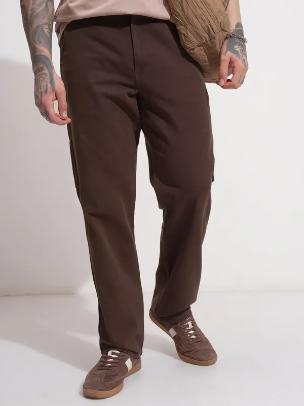 Highlander Men Brown Straight Fit Solid Casual Trouser