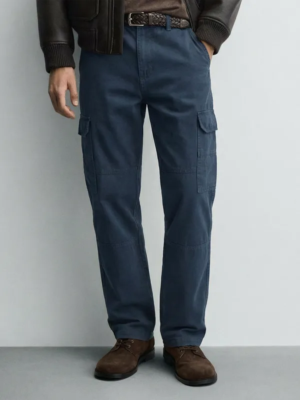 Highlander Men Blue Straight Fit Solid Cargo