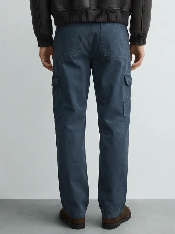 Highlander Men Blue Straight Fit Solid Cargo