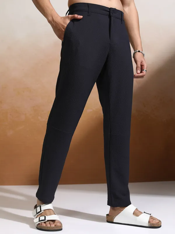 Highlander Men Blue Solid Slim Fit Casual Trouser